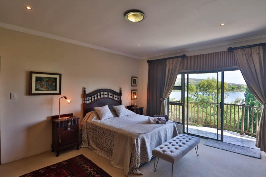 4 Bedroom Property for Sale in Birdwood Estate North West
